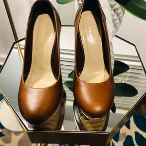 Andrea Platforms size 6